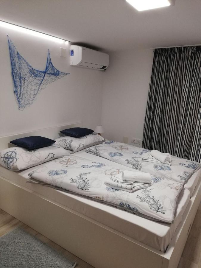 Apartments Casia *