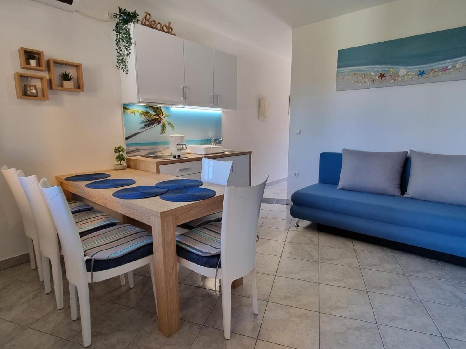 Apartma Apartments Casia *