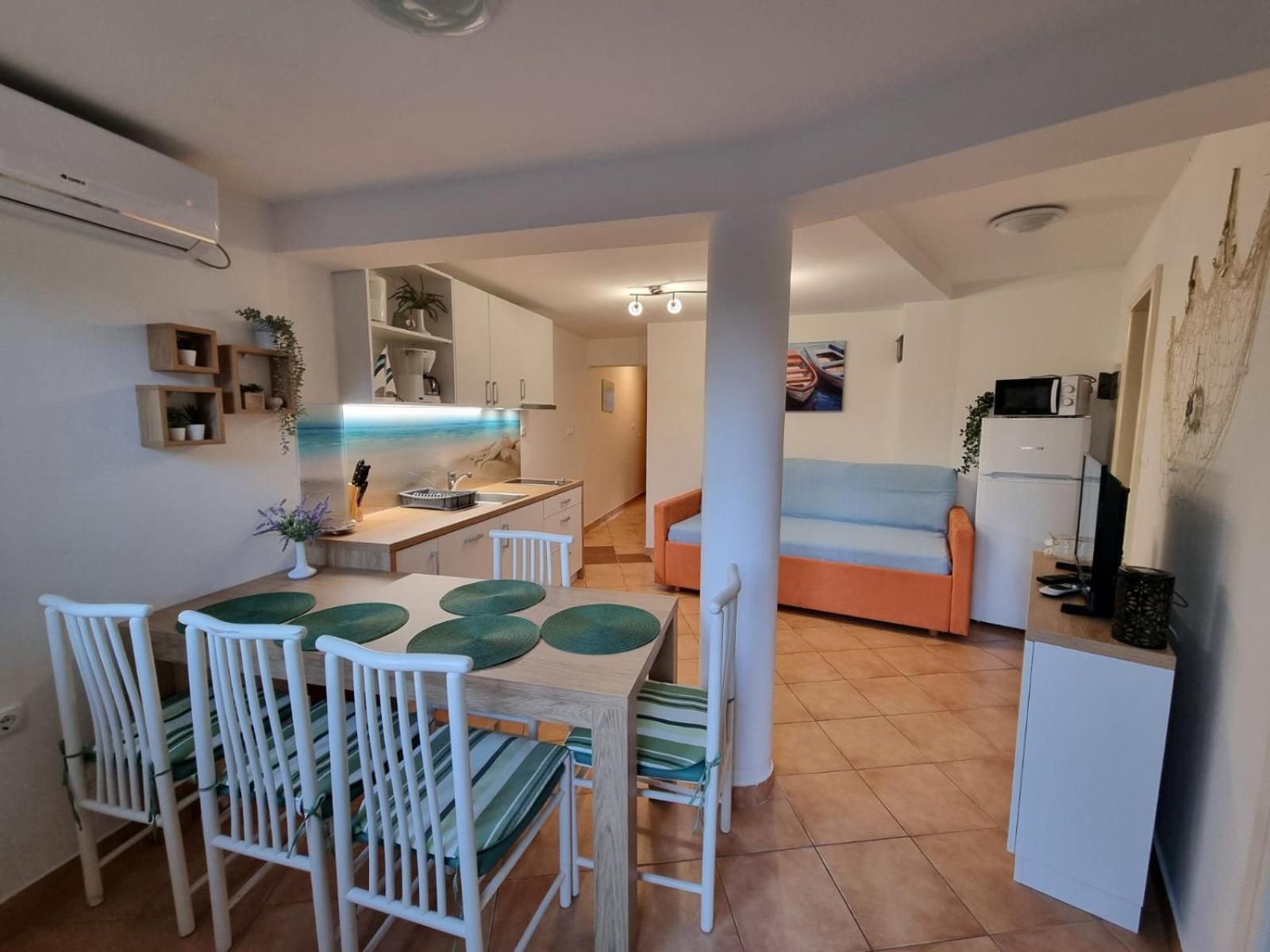 Apartments Casia Baska (Krk)